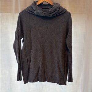 Blue Turtleneck Sweater with Relaxed Fit and Long Sleeves